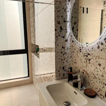 아파트 Bliss 102 *